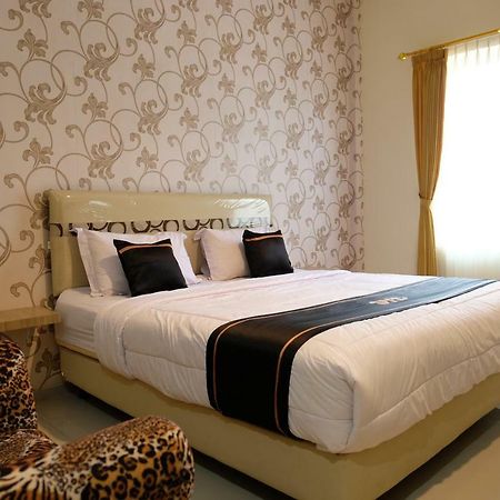 טנג'ונג פנדן Oyo 1616 Hotel Central City 2 מראה חיצוני תמונה