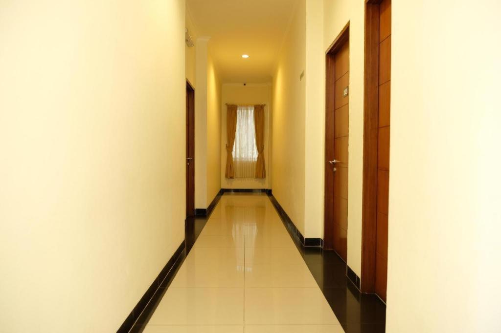 טנג'ונג פנדן Oyo 1616 Hotel Central City 2 מראה חיצוני תמונה