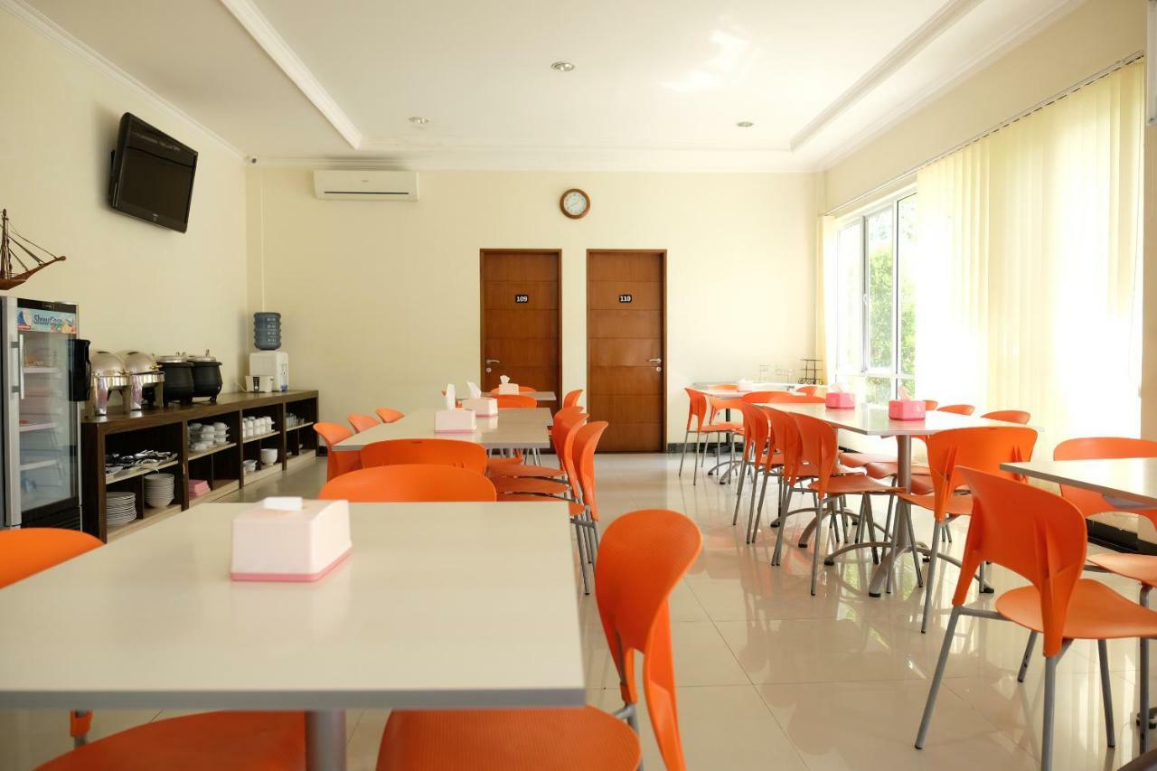 טנג'ונג פנדן Oyo 1616 Hotel Central City 2 מראה חיצוני תמונה
