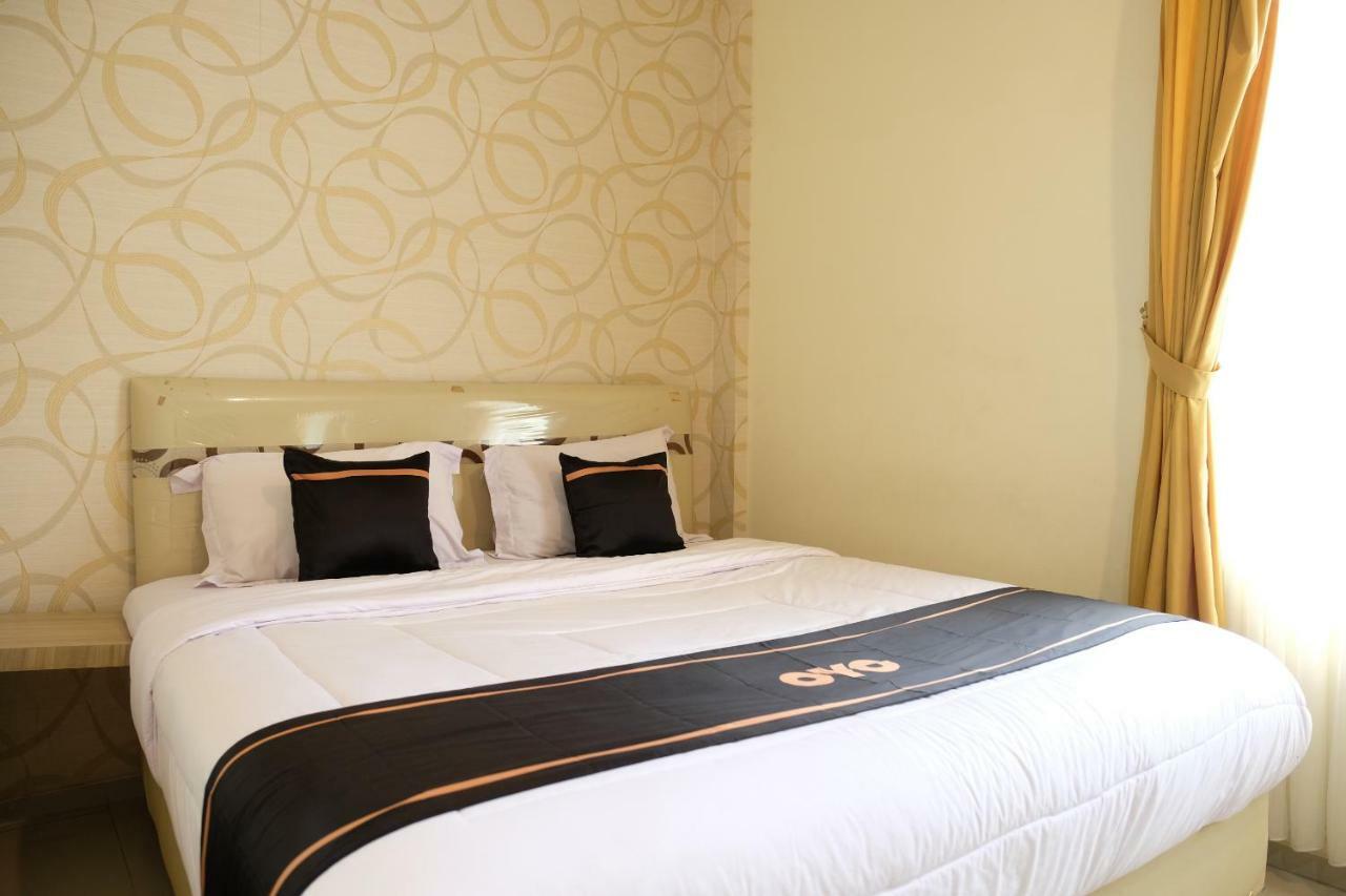 טנג'ונג פנדן Oyo 1616 Hotel Central City 2 מראה חיצוני תמונה