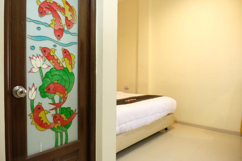 טנג'ונג פנדן Oyo 1616 Hotel Central City 2 מראה חיצוני תמונה
